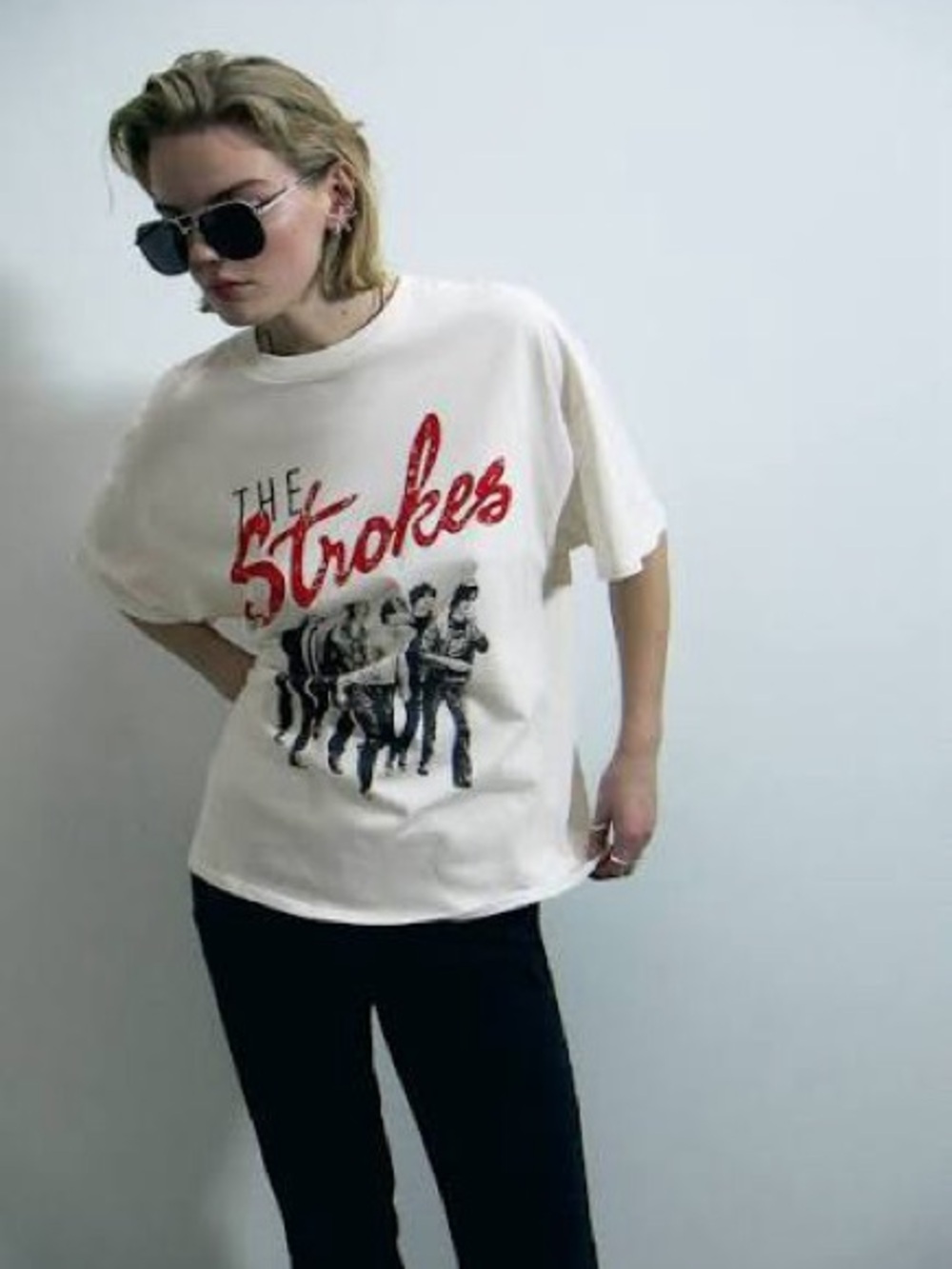 H&M - Divided - The Strokes T-Shirt - size M